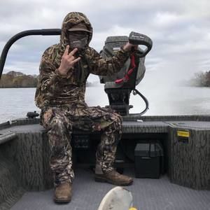 Meet your Posher, Tyler